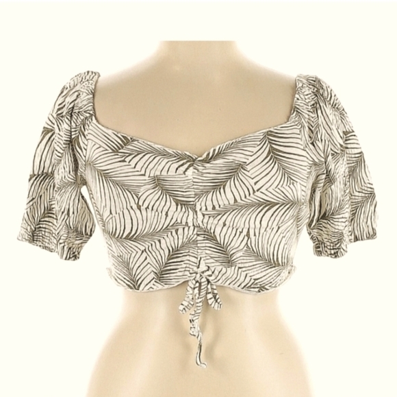 Flirty Walk Off The Shoulder Top - Picture 3 of 3